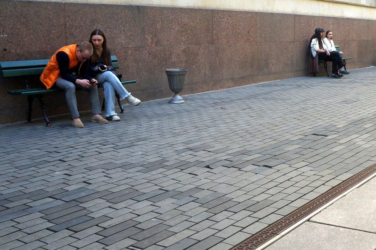 проход между Новым и Малым Эрмитажем - zavitok * проход между Новым и Малым Эрмитажем - zavitok *