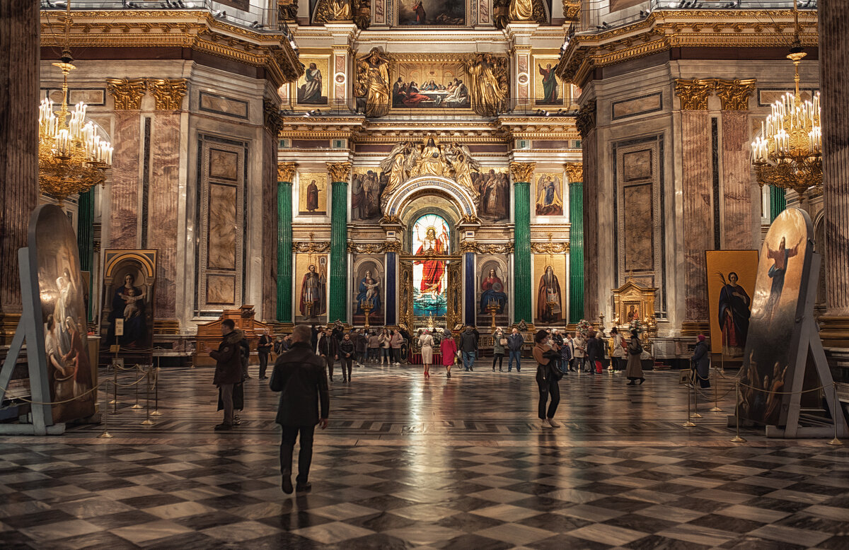 Исаакиевский собор - Лилия . Исаакиевский собор - Лилия .