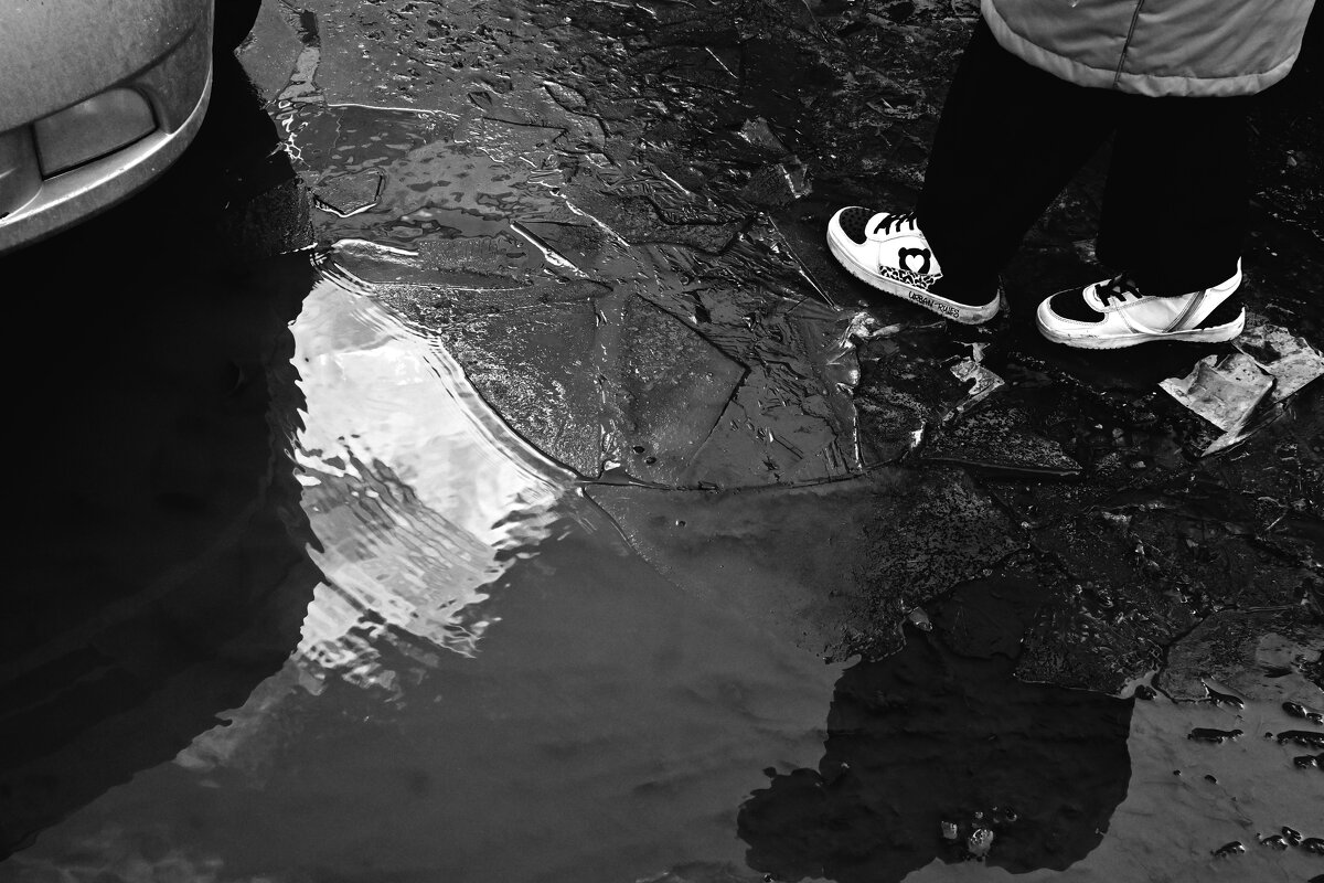 *** - Эника. *** - Эника.