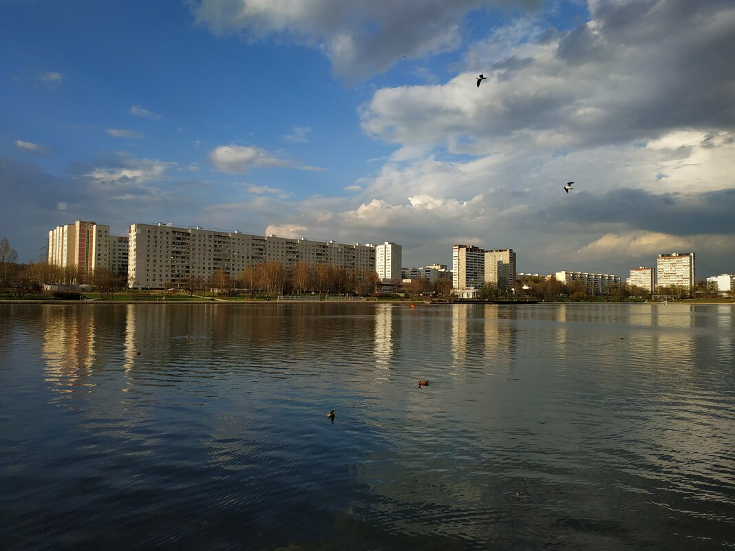 Апрель, какой я люблю - Андрей Лукьянов