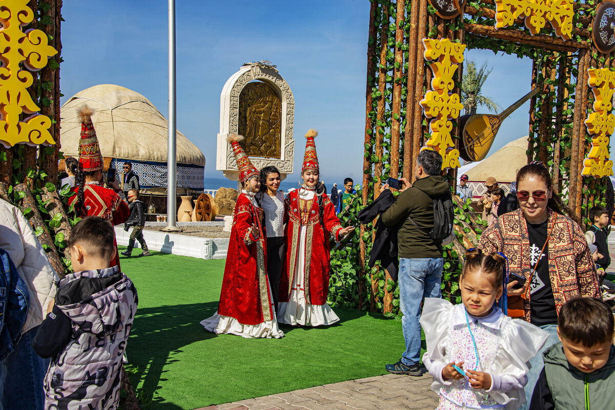 Девчата - Анатолий Чикчирный Девчата - Анатолий Чикчирный