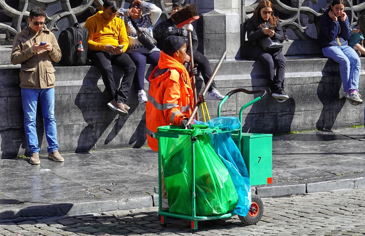 Хоть кто-то работает... - Elena Ророva Хоть кто-то работает... - Elena Ророva