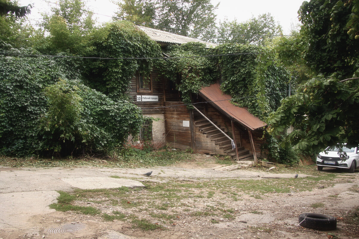 *** - Сергей Хрущёв