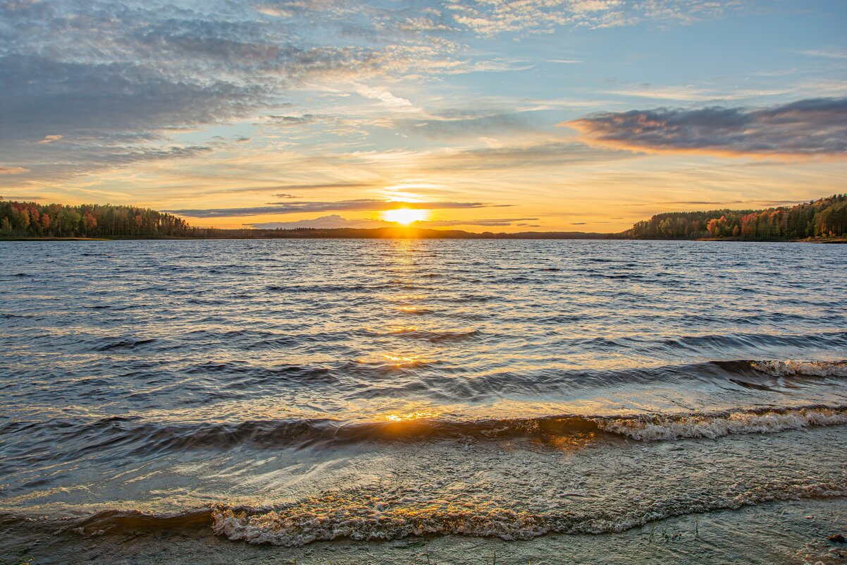 Закат на озере Съезжее - Александр Филатов