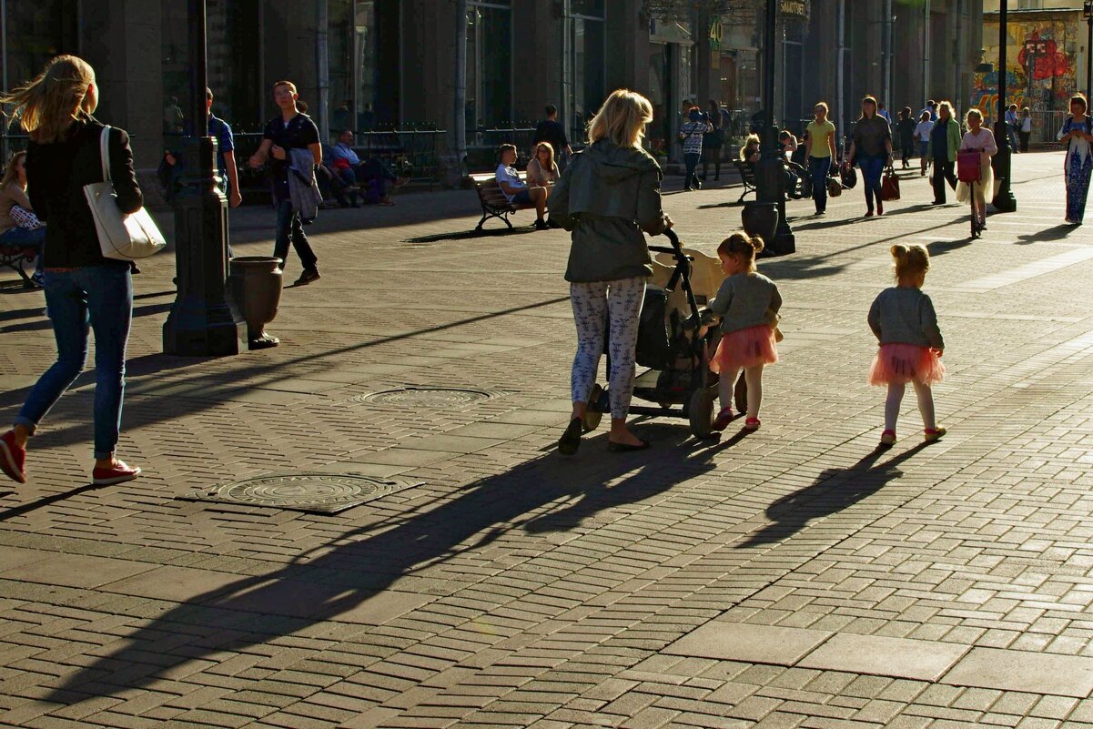 На Арбате - Сергей Швечков