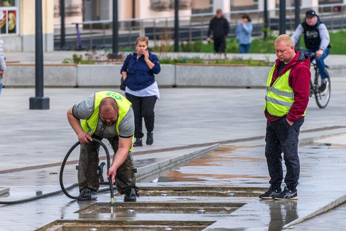 Фонтан моют брызги летят. - Анатолий. Chesnavik.