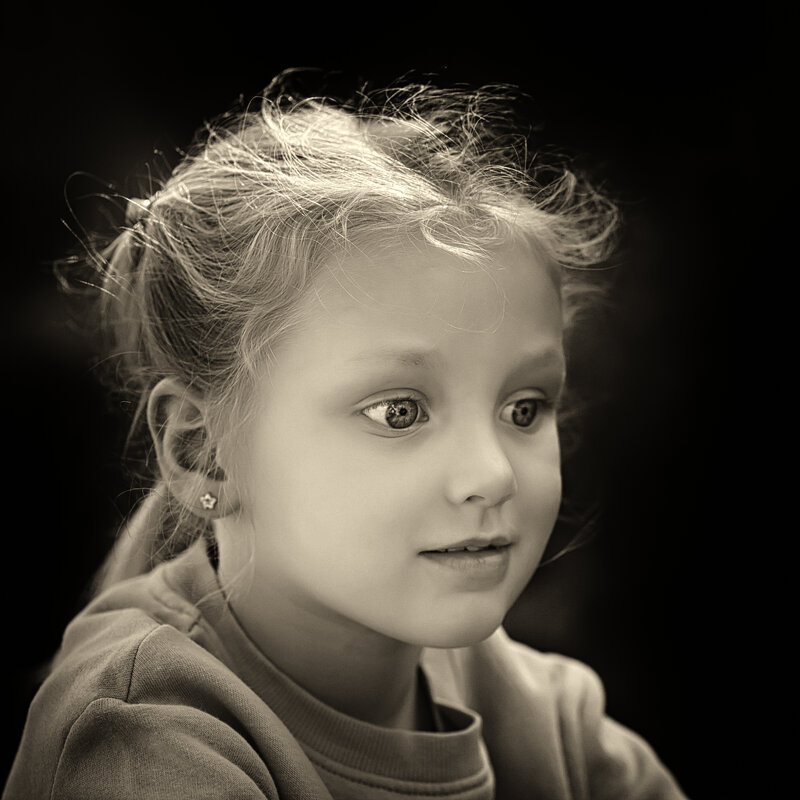 * - Александр Лисовский