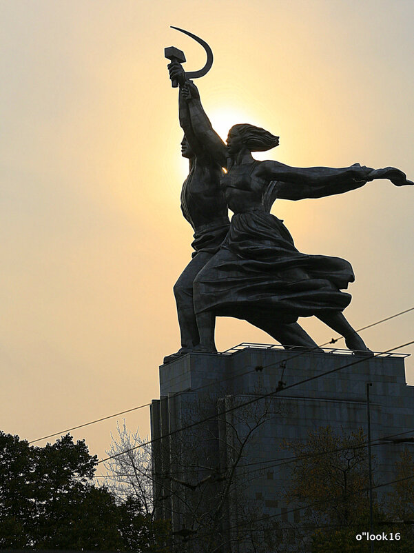 мы новый мир построим - Олег Лукьянов