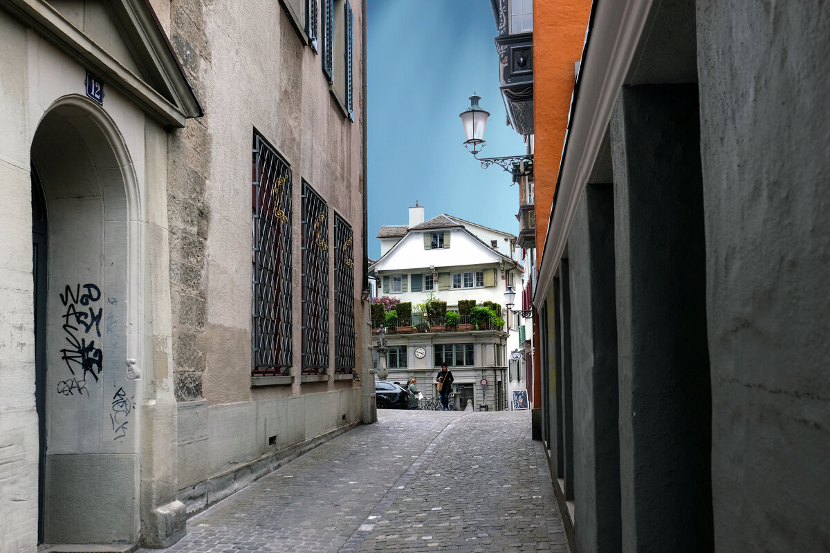 ** - Александр Липовецкий