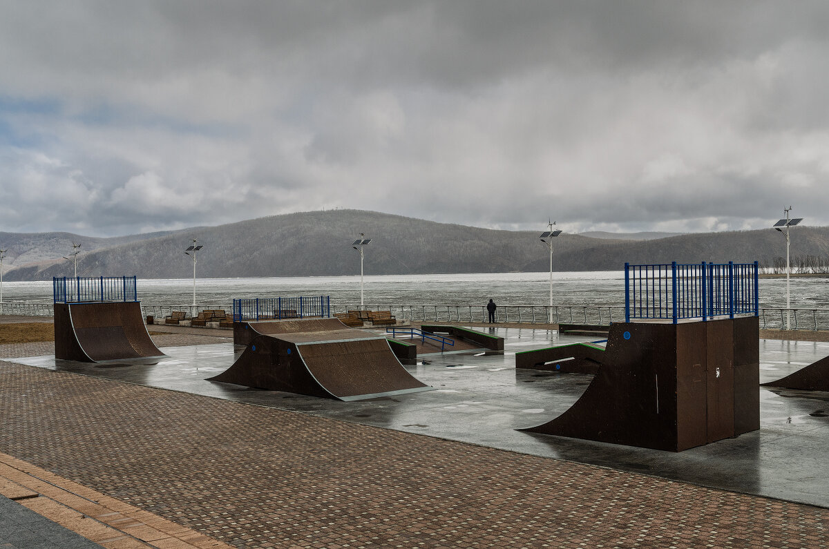 Над Амуром тучи ходят хмуро... - Виктор Иванович Чернюк Над Амуром тучи ходят хмуро... - Виктор Иванович Чернюк