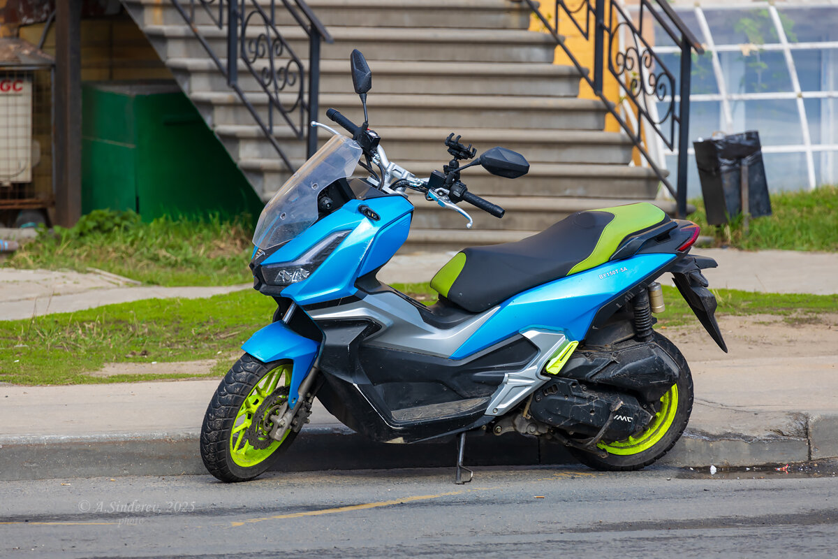 Скутер - Александр Синдерёв