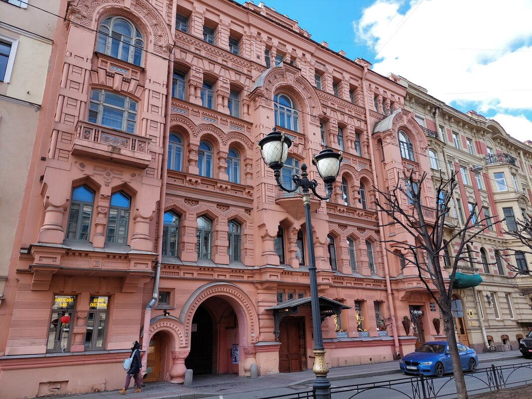 На Фурштатской ул., бывш. доходный дом Н.Н.Зайцевой - Ирина Румянцева На Фурштатской ул., бывш. доходный дом Н.Н.Зайцевой - Ирина Румянцева