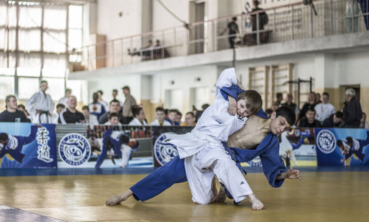 Упрямый малОй - Коля Лукашов