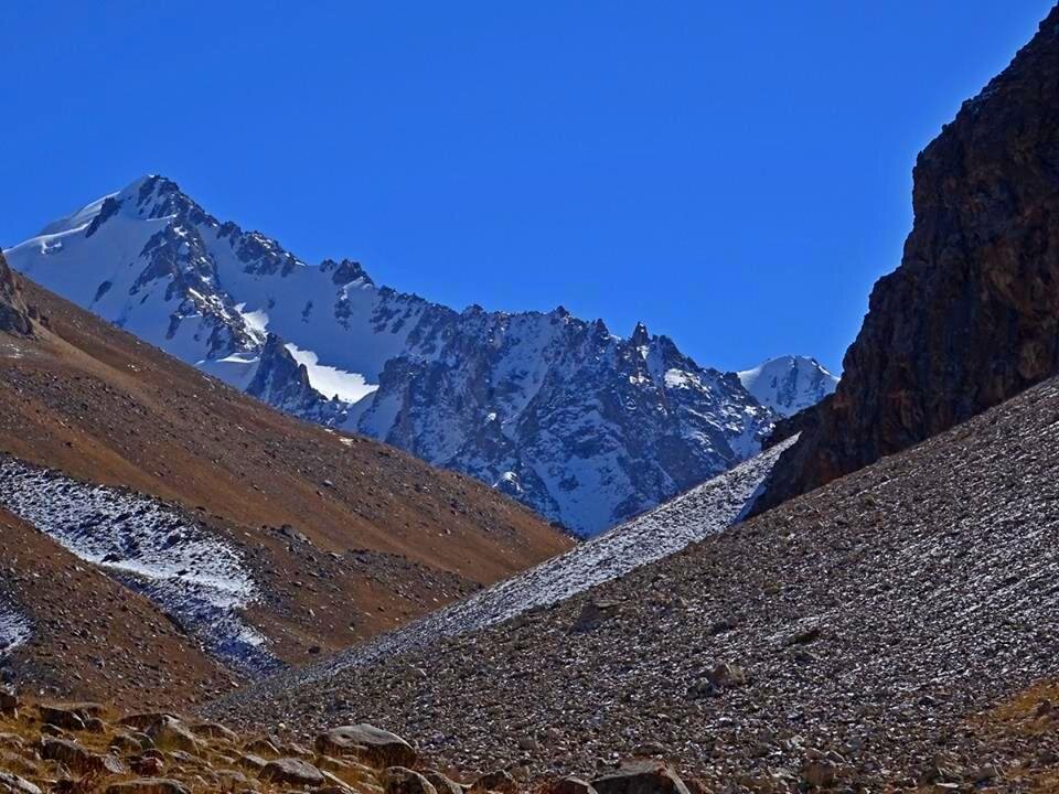 ПЕРЕД ВЕРШИНОЙ. - Виктор Осипчук