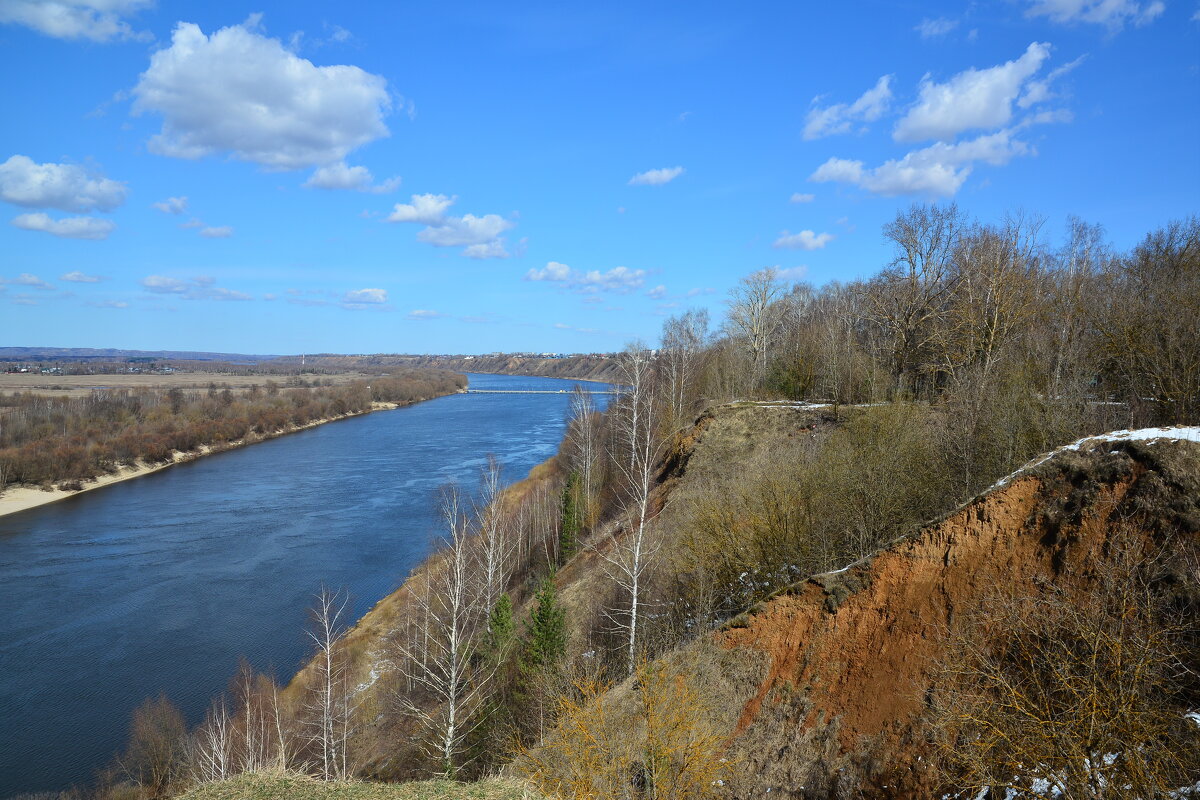 На высоком берегу. - Михаил Колосов 