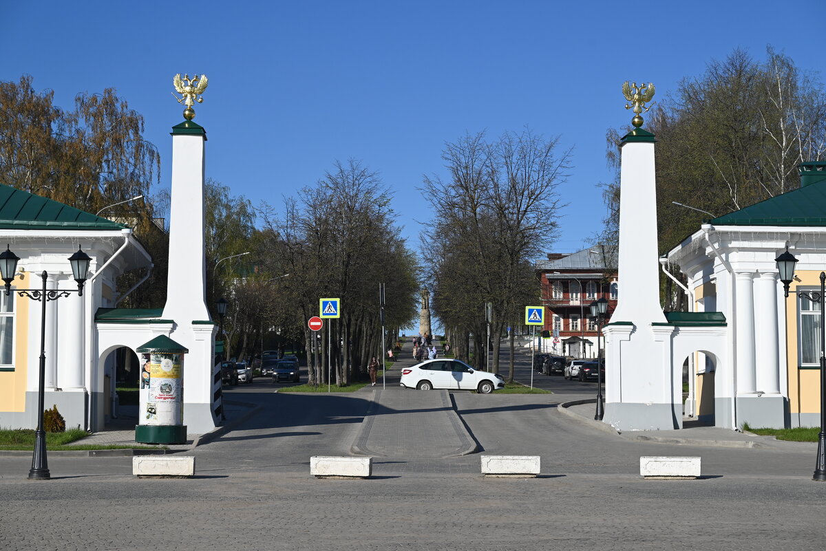 Обелиск - Митяй Митрич