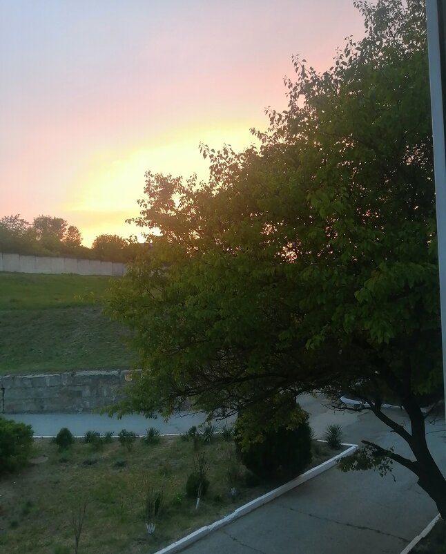 Из балкона - М С