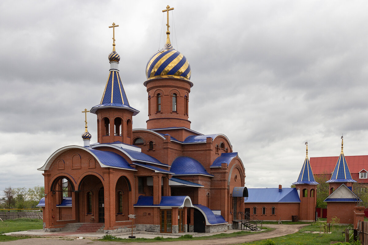 Недавно построен в Безенчуке - Олег Манаенков Недавно построен в Безенчуке - Олег Манаенков