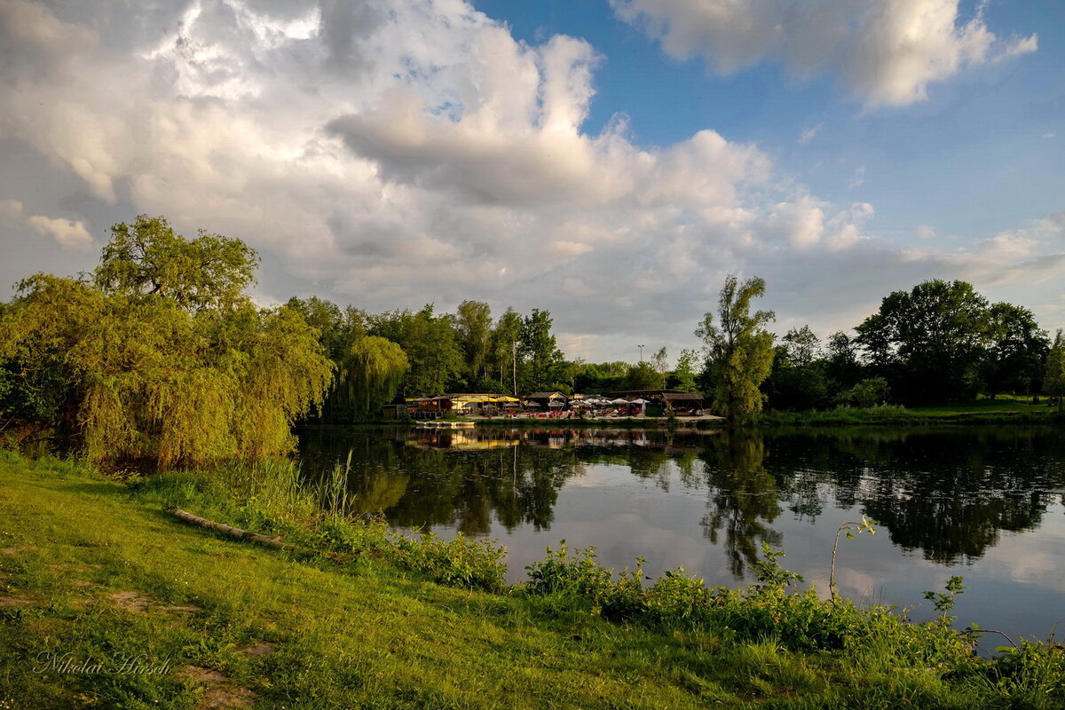Озеро в мае... - Николай Гирш Озеро в мае... - Николай Гирш