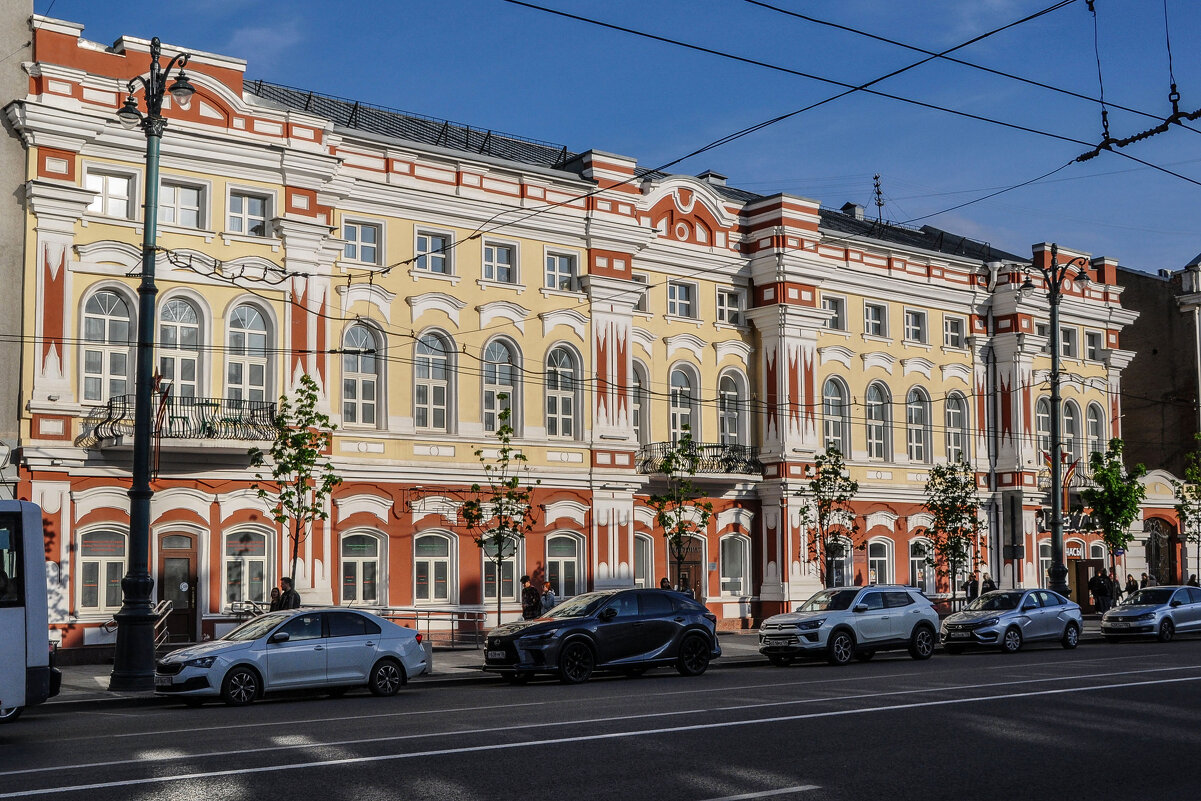 Дом Капканщикова (Проспект Революции 37) - Татьяна Машошина