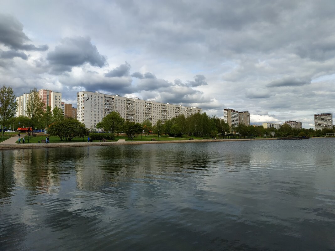 * * * - Андрей Лукьянов