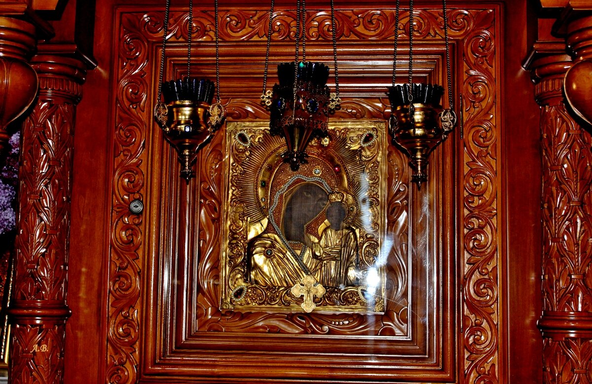 Чудотворная икона Божьей Матери. - Восковых Анна Васильевна Чудотворная икона Божьей Матери. - Восковых Анна Васильевна