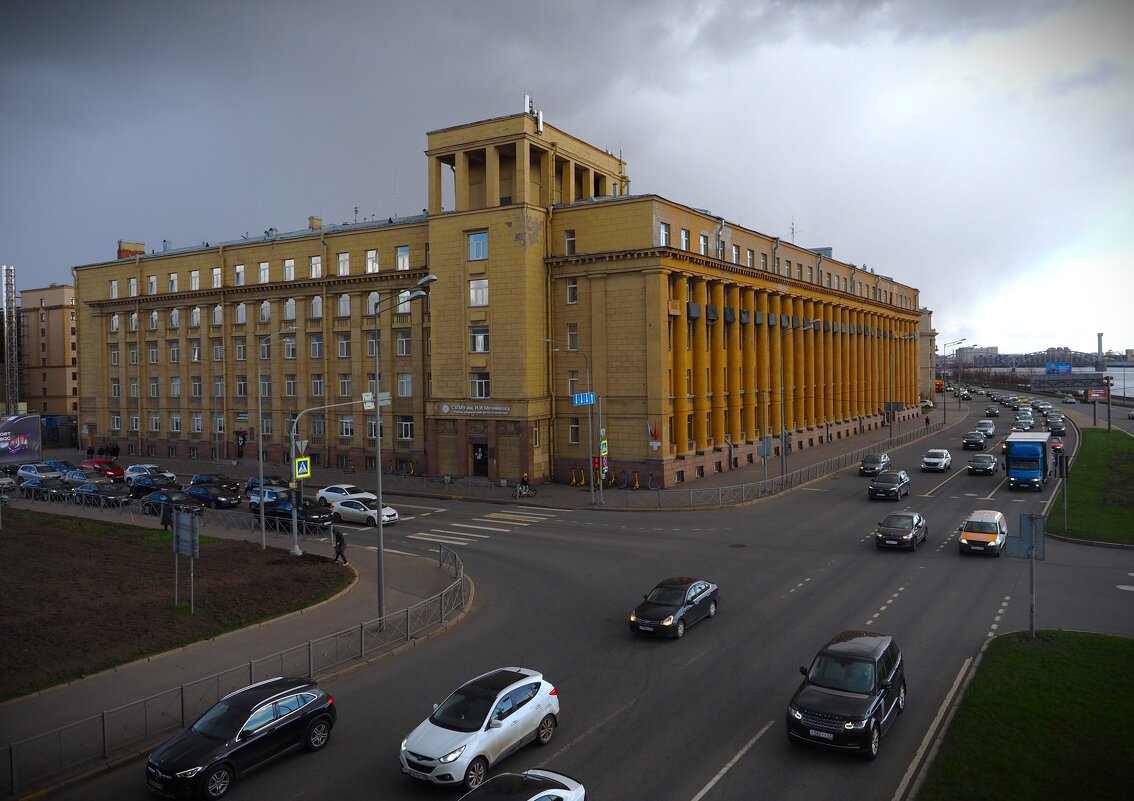 Малоохтинский проспект - Магомед . Малоохтинский проспект - Магомед .