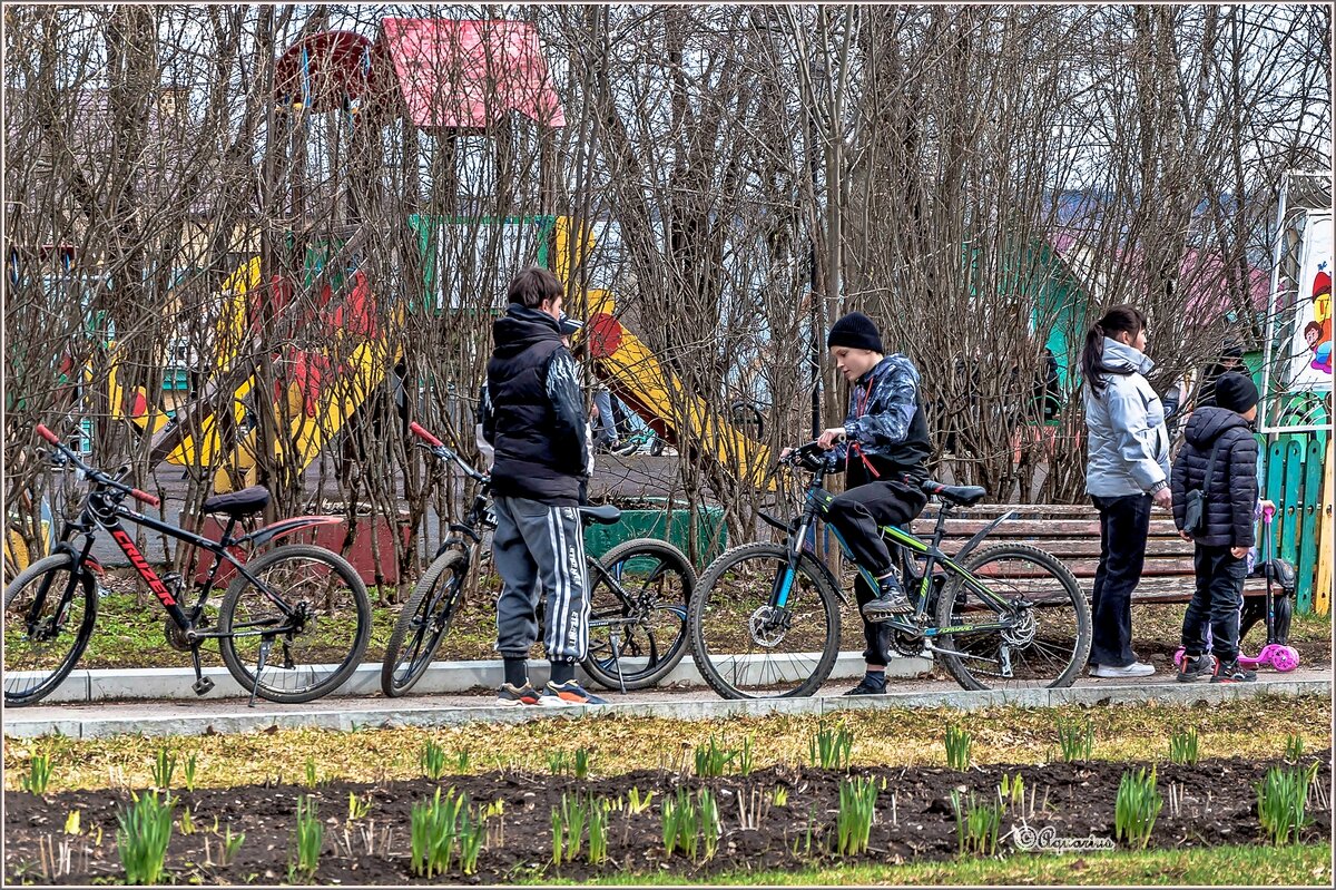 Hепогода нынче в моде... - Aquarius - Сергей Hепогода нынче в моде... - Aquarius - Сергей