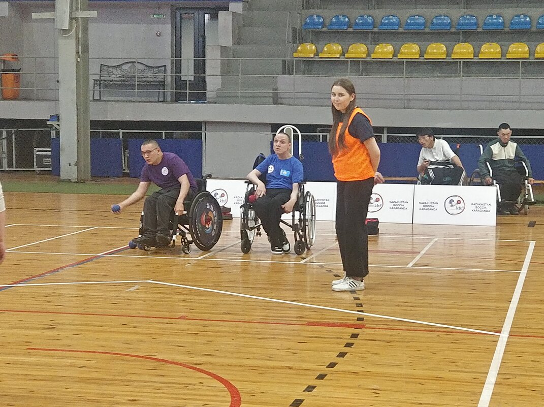 Идёт борьба - Андрей Хлопонин Идёт борьба - Андрей Хлопонин