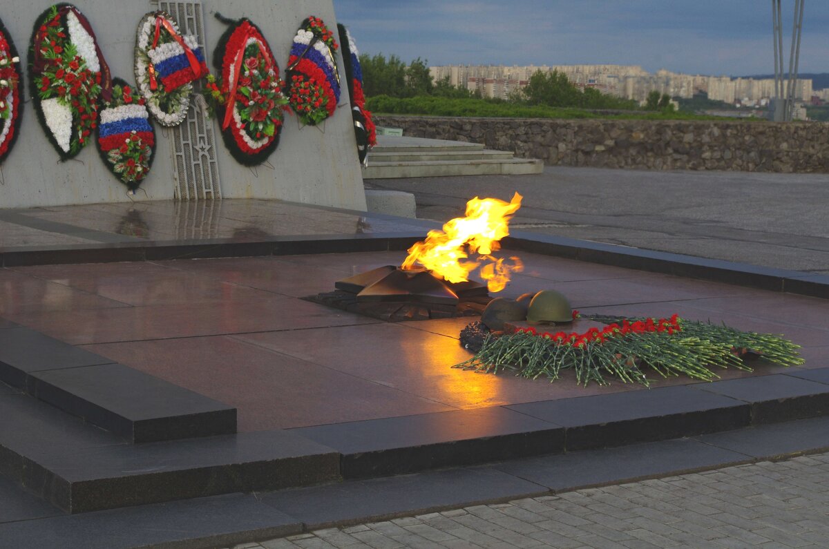 Вечный огонь в Мурманске - Сергей Швечков