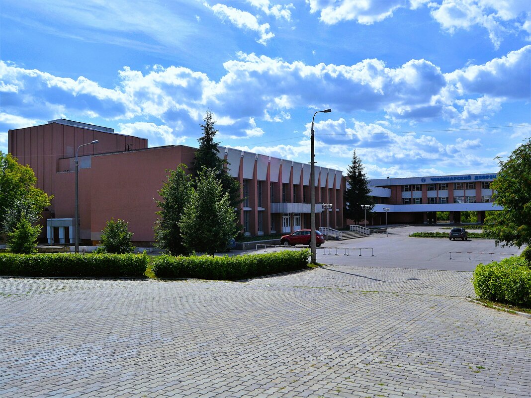 Чебоксары. Дворец детского и юношеского творчества. - Пётр Чернега Чебоксары. Дворец детского и юношеского творчества. - Пётр Чернега