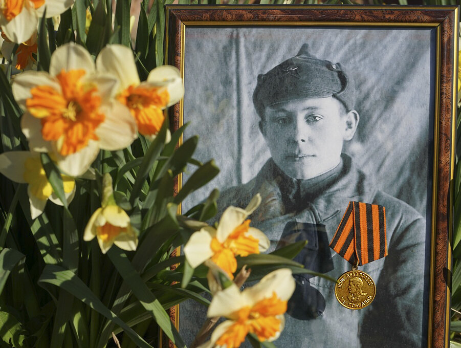 Батя - ПОБЕДИТЕЛЬ !!! - Владимир Хиль Батя - ПОБЕДИТЕЛЬ !!! - Владимир Хиль