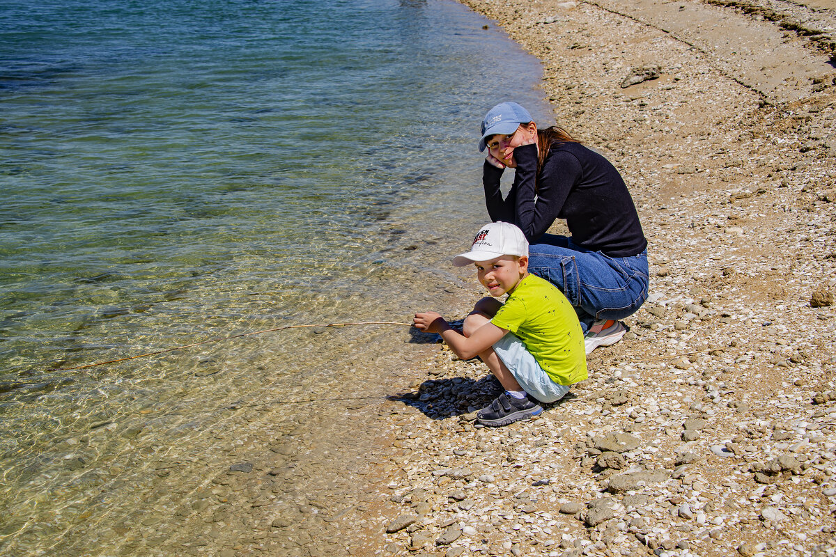 Рыбачёк - Анатолий Чикчирный Рыбачёк - Анатолий Чикчирный