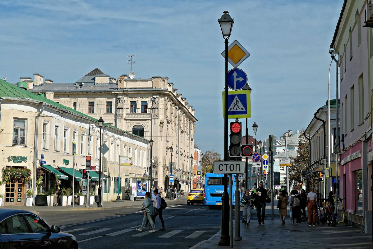 Покровские ворота - Валерий Судачок Покровские ворота - Валерий Судачок