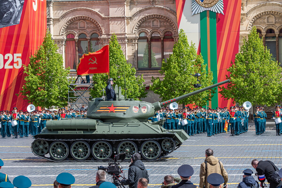 Т -34.... - Павел Катков Т -34.... - Павел Катков