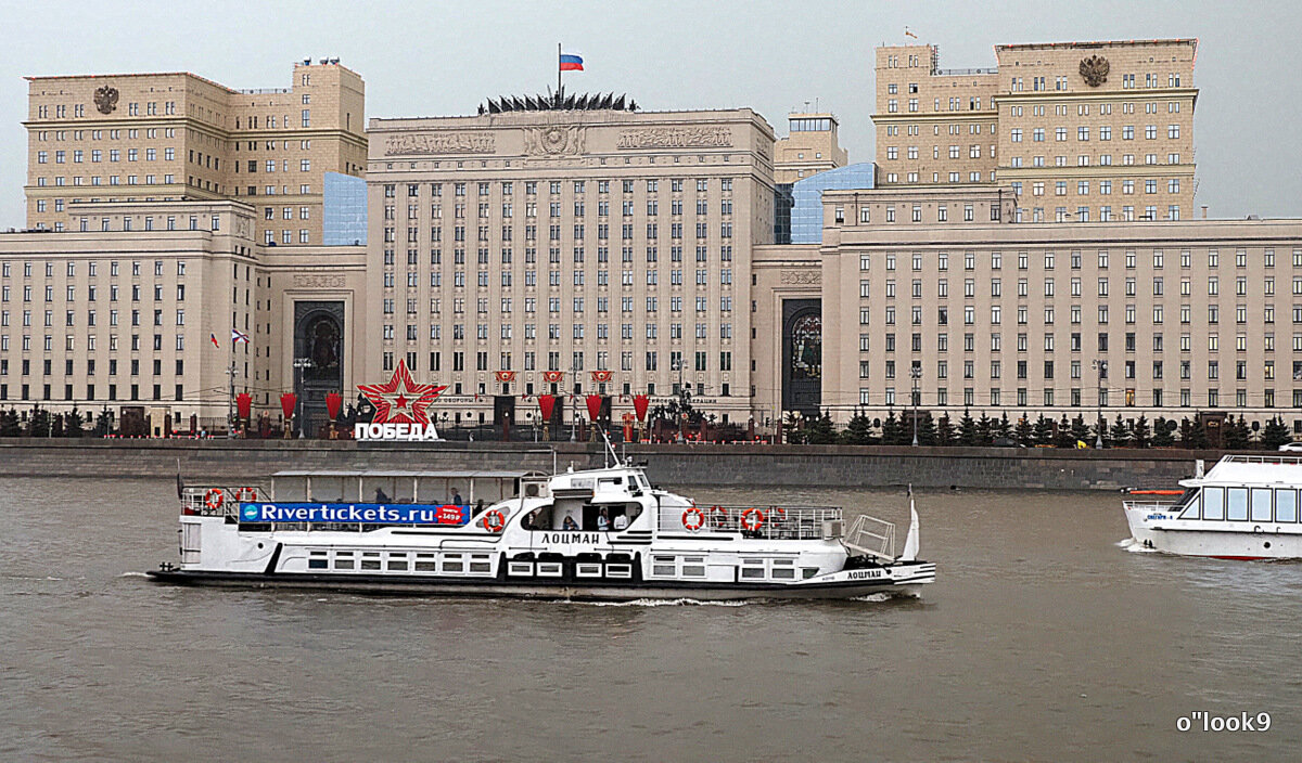 на пароходе музыка играла - Олег Лукьянов на пароходе музыка играла - Олег Лукьянов