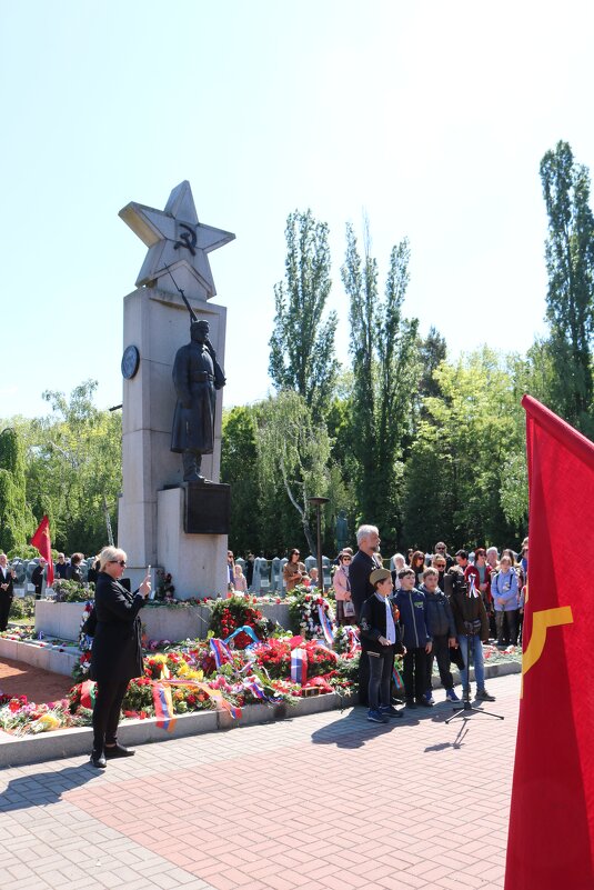 Прага 9мая - Светлана Баталий Прага 9мая - Светлана Баталий