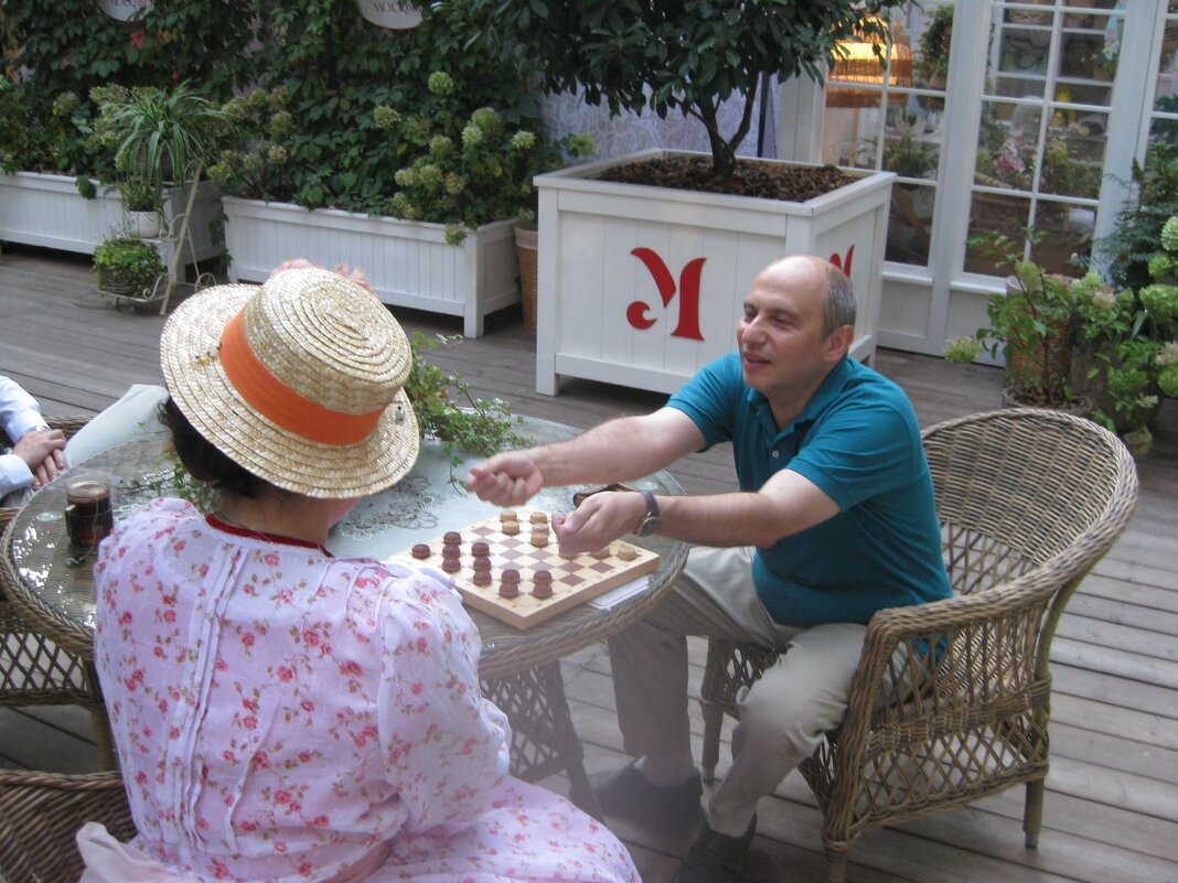 Играем в шашки русские - Дмитрий Никитин