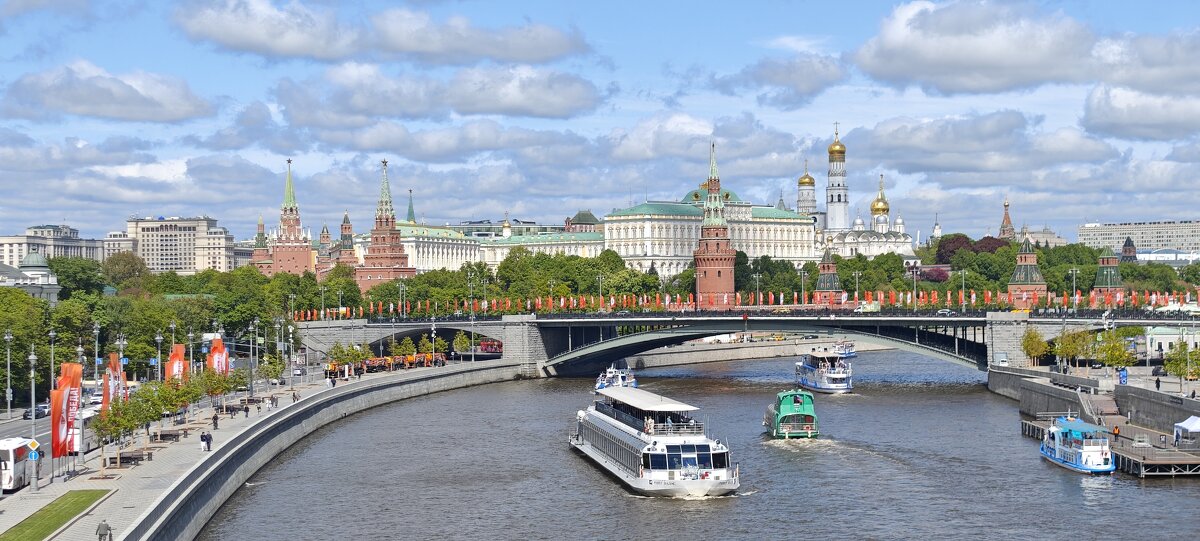 Московский Кремль - <<< Наташа >>>