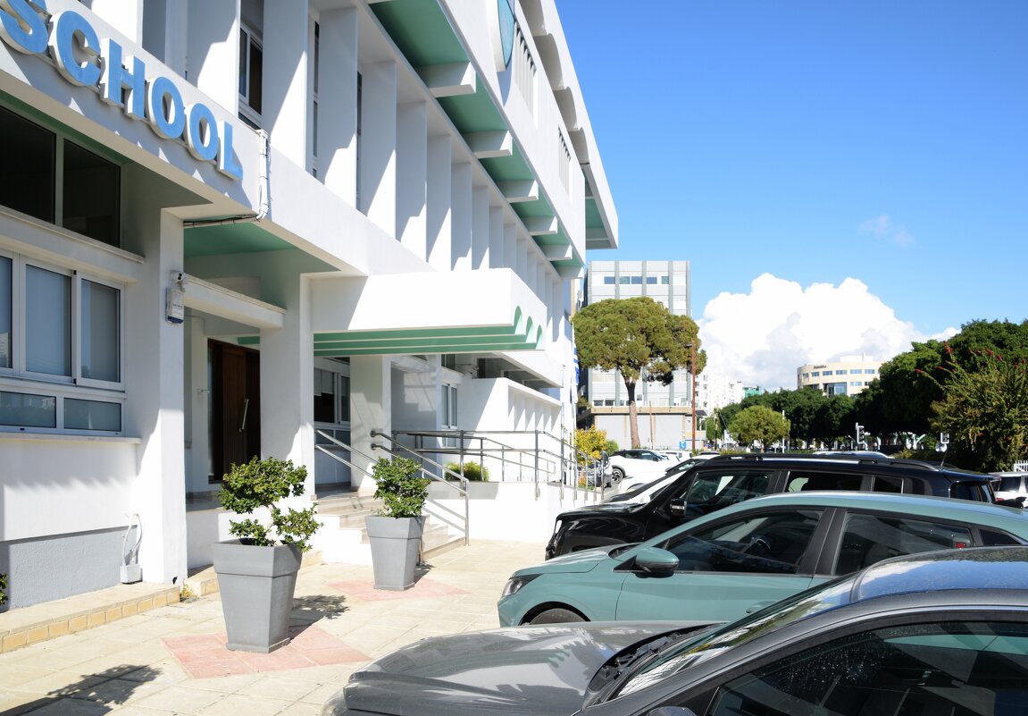 Школа. Лимасол. Кипр - Oleg4618 Шутченко