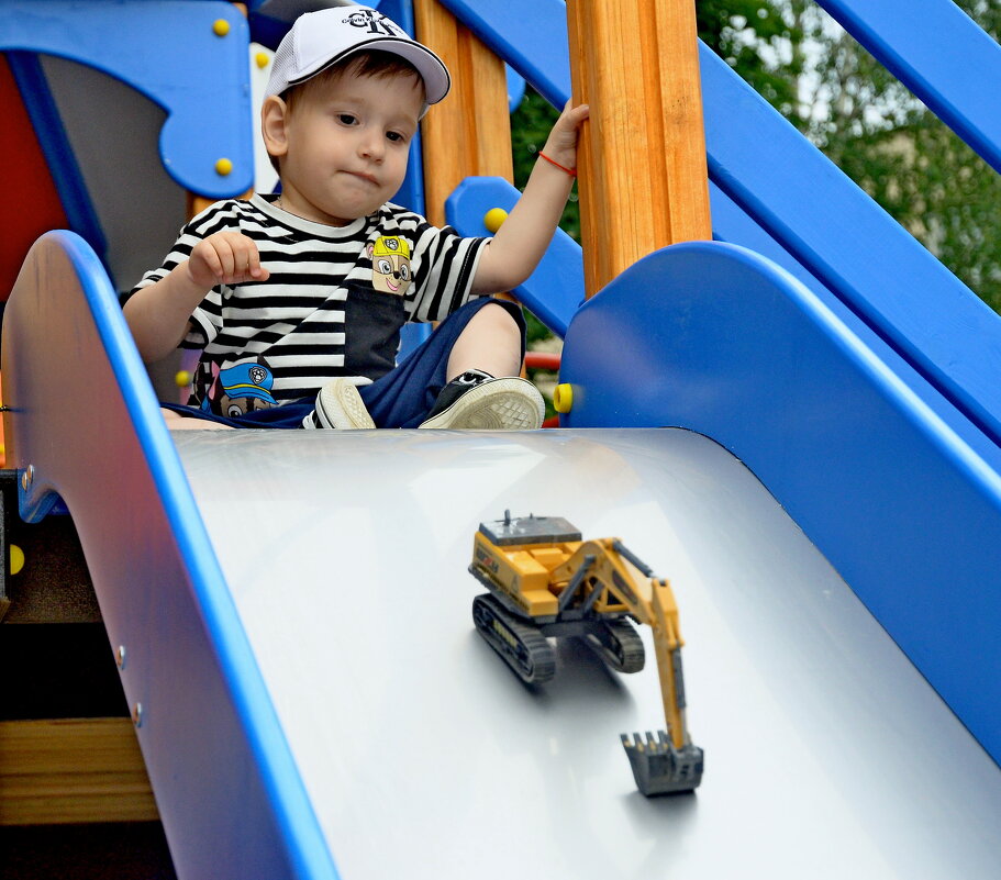 ...........куда уходит детство..(( - Георгий Никонов ...........куда уходит детство..(( - Георгий Никонов