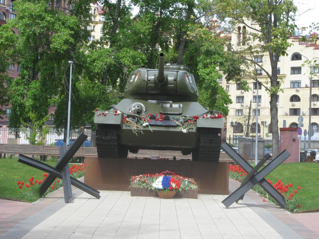 Танк Т-34 - Дмитрий Никитин