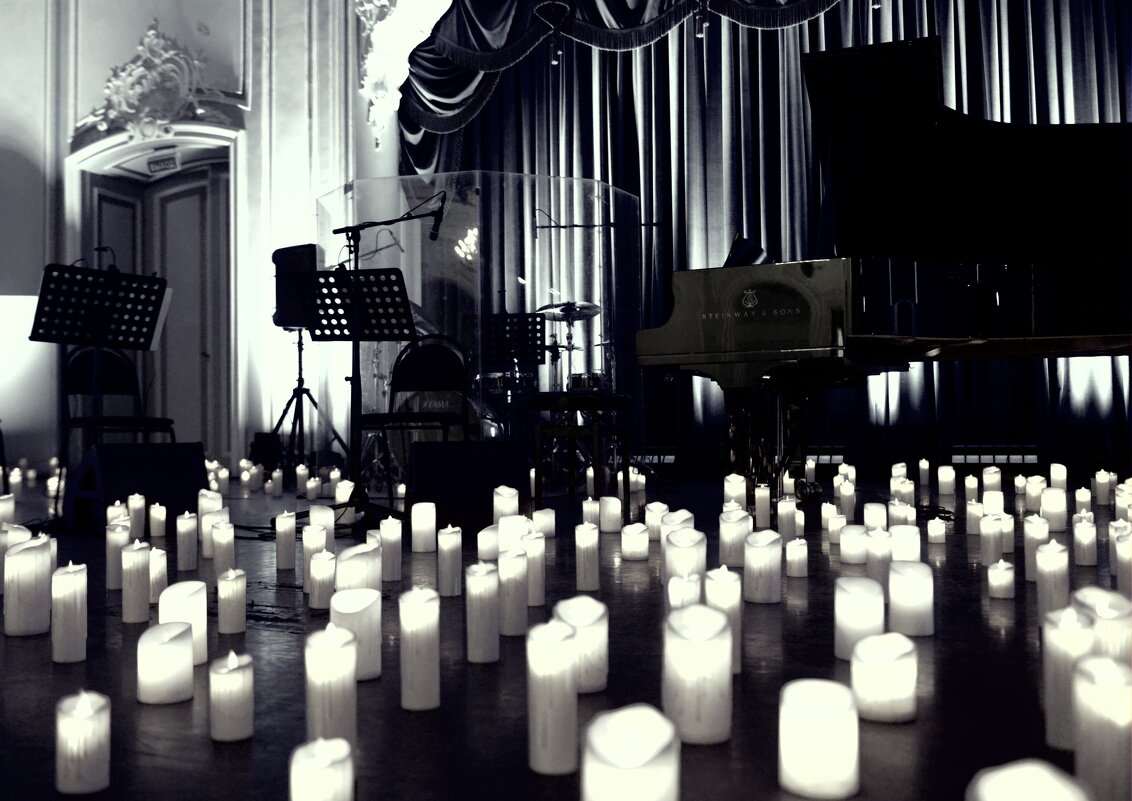 . - Алексей Неустроев