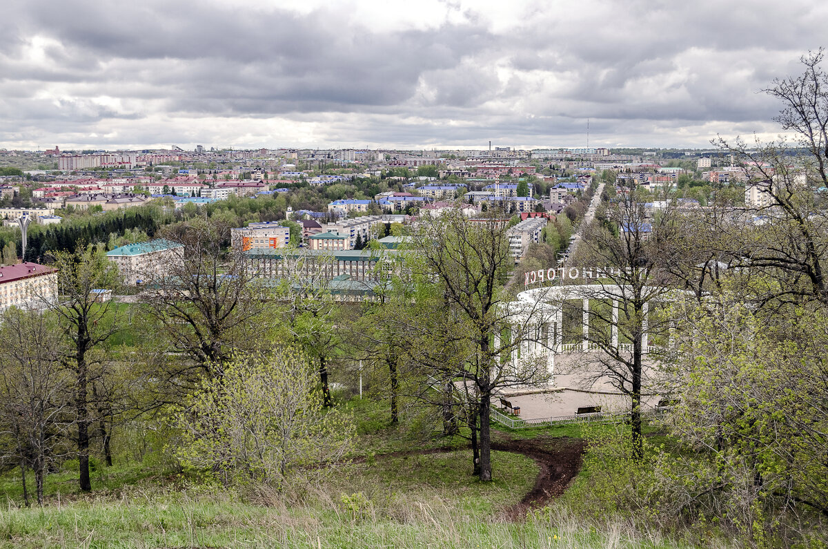Город нефтяников - Андрей Щетинин