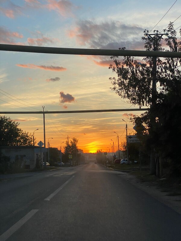 Дорога домой на закате из дачи - Нина Колгатина Дорога домой на закате из дачи - Нина Колгатина