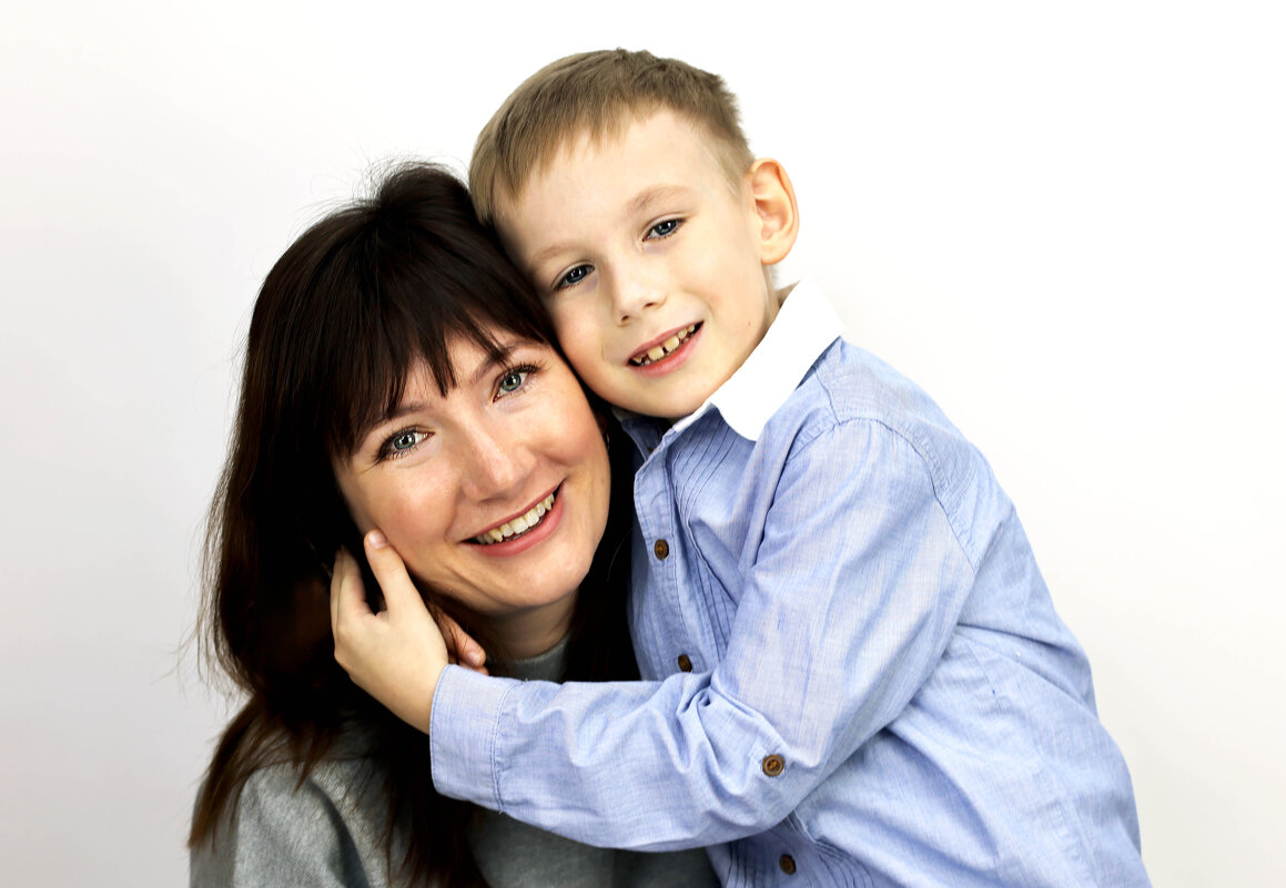 Глазами ребёнка, мама весь мир - Александра Николаева Глазами ребёнка, мама весь мир - Александра Николаева