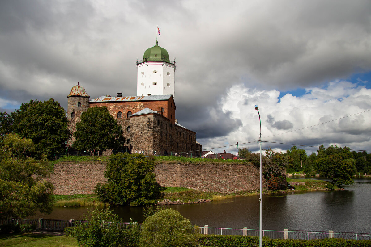 Выборгский замок (г. Выборг, Ленинградская обл.) - Сергей Михайлов Выборгский замок (г. Выборг, Ленинградская обл.) - Сергей Михайлов