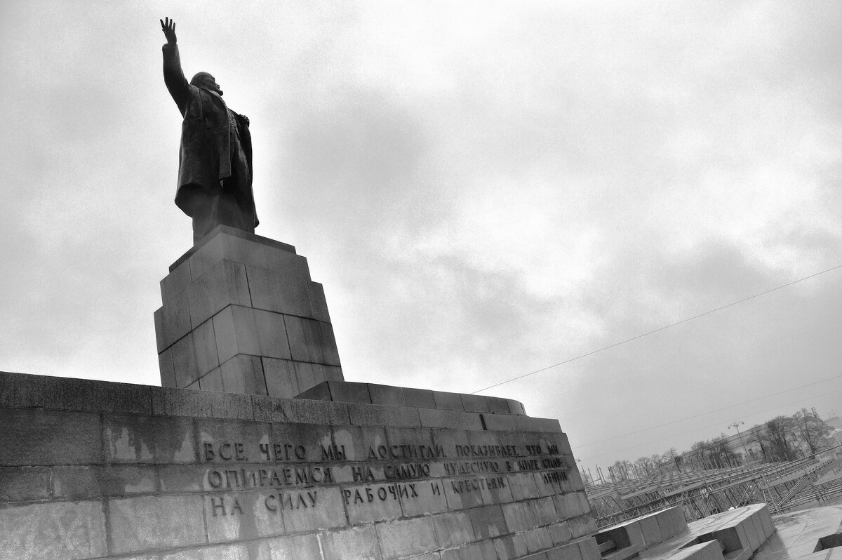 *** - Сергей Сергеев