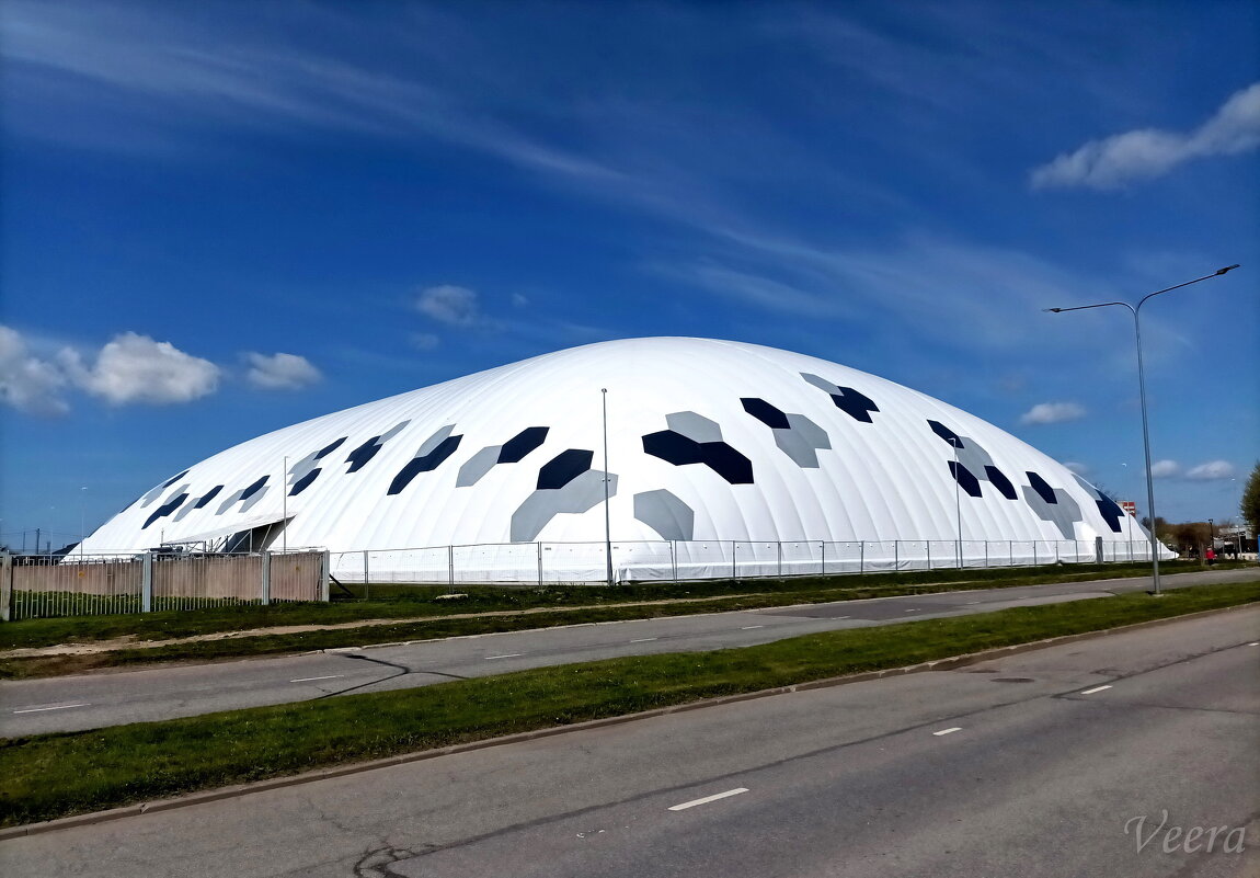 Нарвский футбольный пневмохолл - Veera V