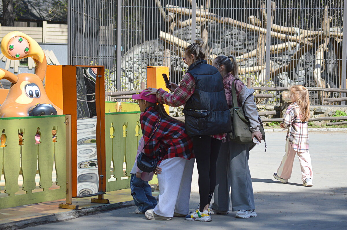 Перед кривым зеркалом - Татьяна Лютаева Перед кривым зеркалом - Татьяна Лютаева